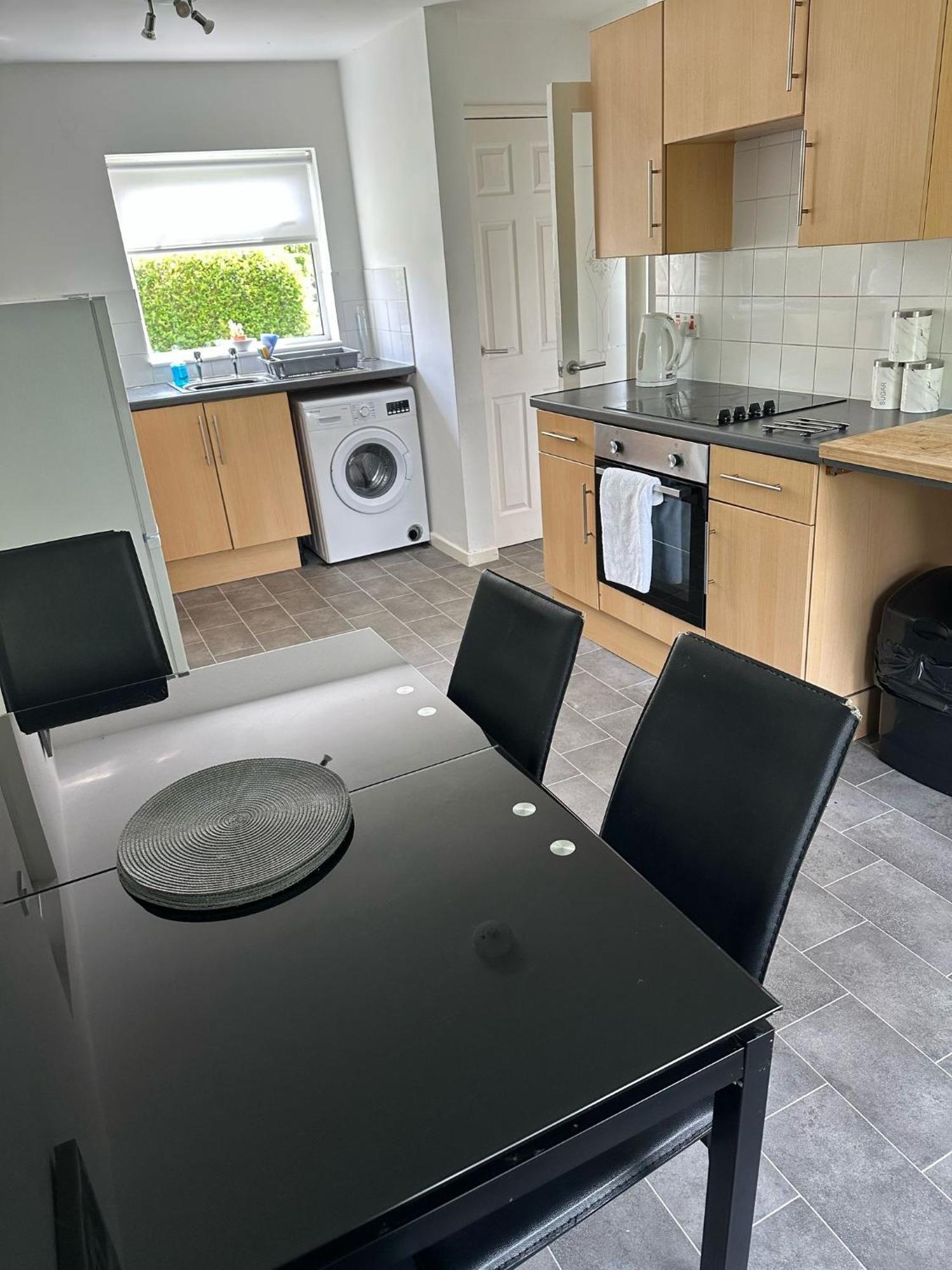 House Number 8 Sleeps Up To 6 People With Smart Tvs In Every Room Wellington (Shropshire) Exterior foto